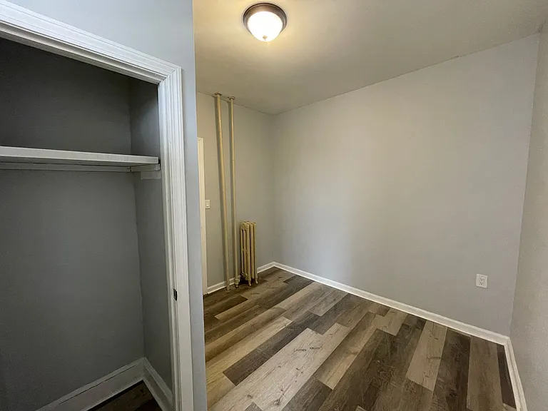 421 Central Ave — Photo 16