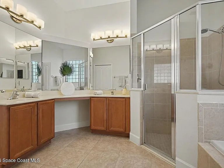 4751 Chardonnay Dr — Photo 19