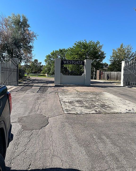 Gated community 