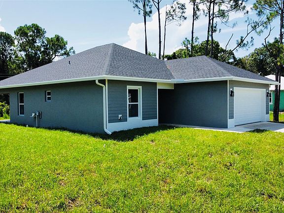 3rd image of 3886 NW 35th Avenue