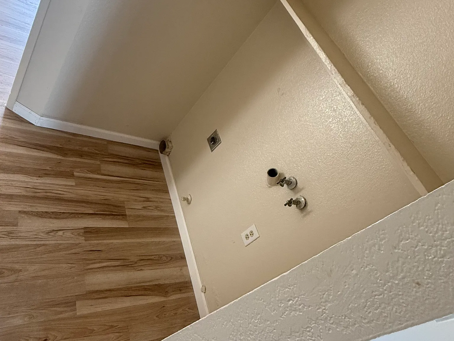2 bed, $1,650 — Photo 3