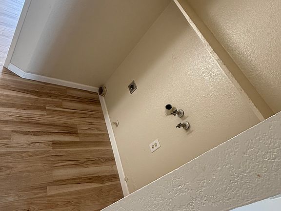 4th image of 1230 Pioneer Ave #206