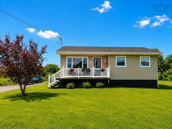 1 Cole Ave, Glace Bay, NS B1A 6L9