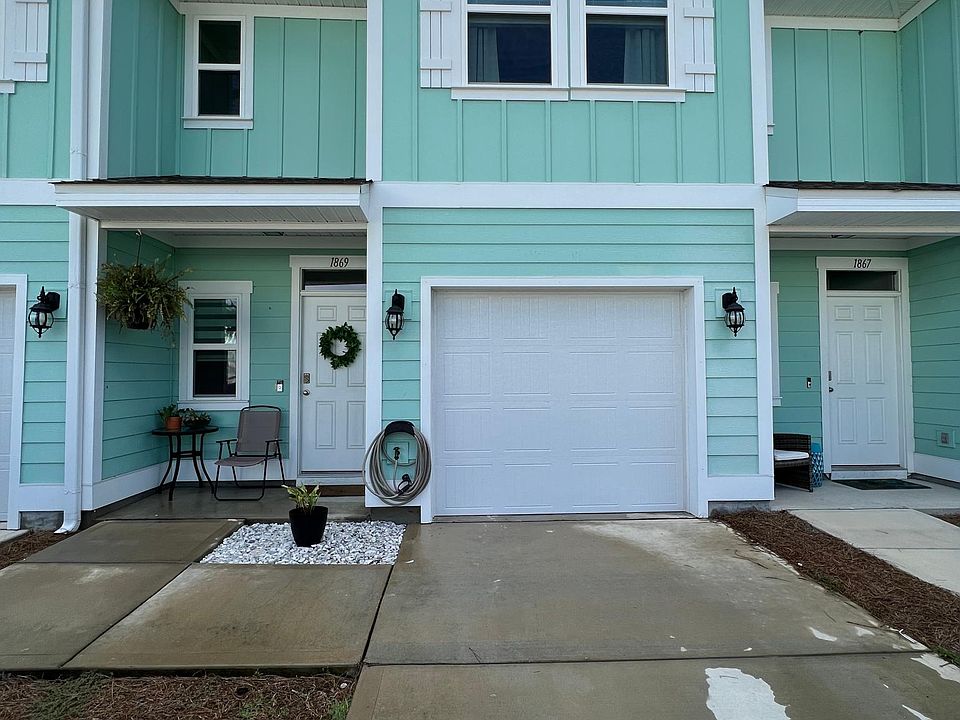1st image of 1869 Pointe Dr