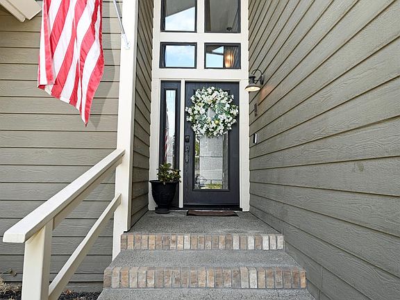 5th image of 2625 Sebastian Dr