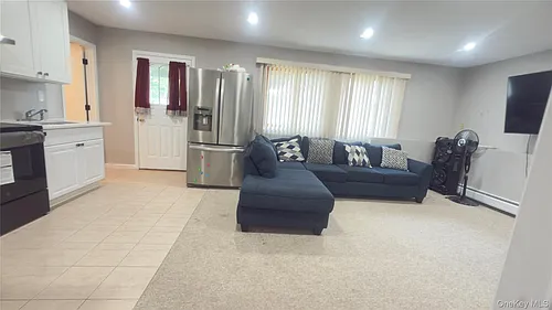 9 Florus Crom Ct Photo 1