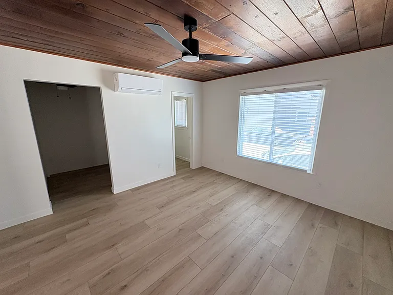 8 Santa Ana Ave #8 — Photo 6