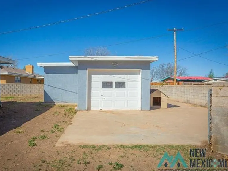 1403 S Bonita Dr — Photo 11