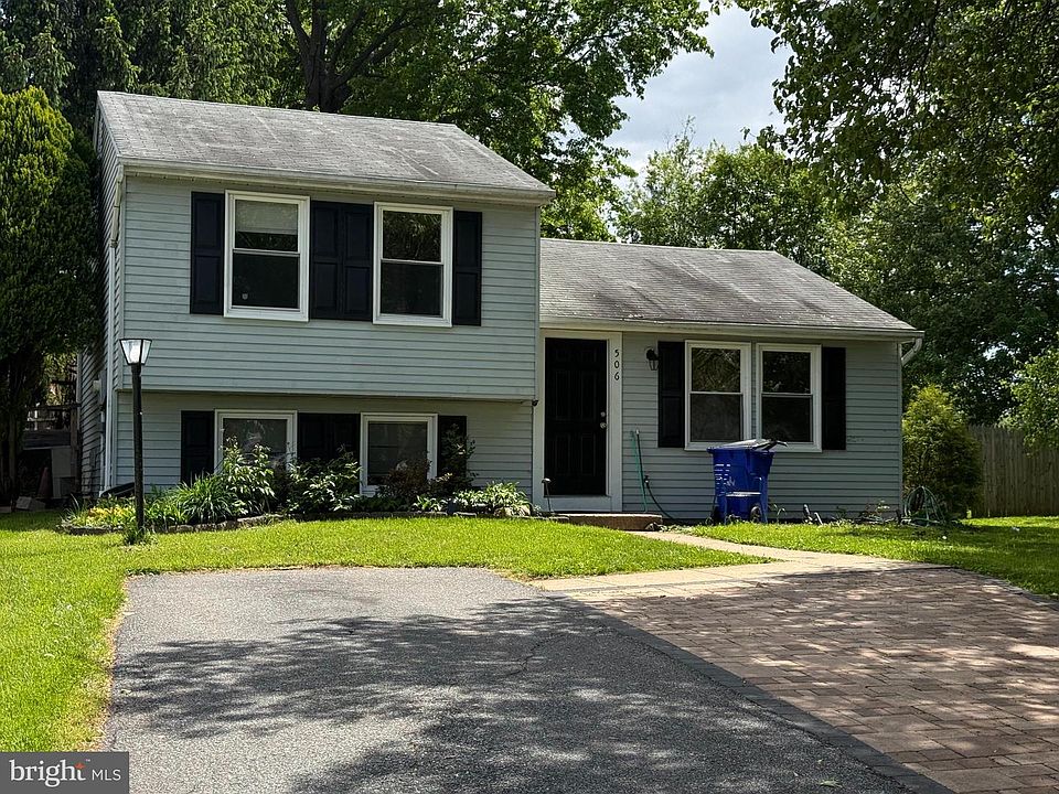1st image of 506 Postoak Rd
