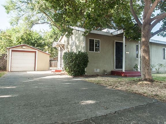 2nd image of 5824 15th Ave