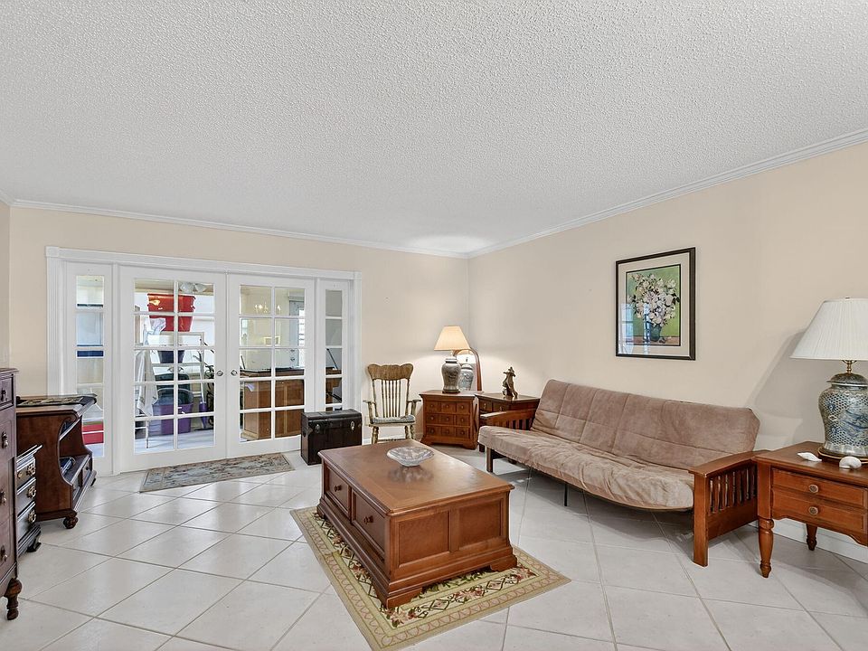 1st image of 782 Nantucket Circle