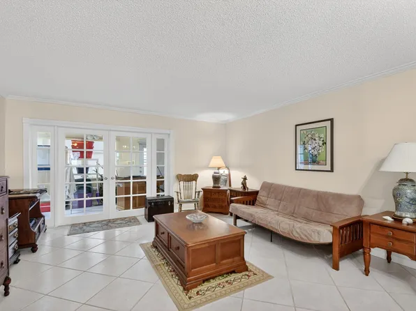 782 Nantucket Circle #782, Lake Worth, FL 33467