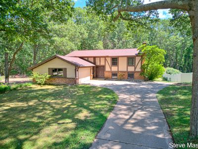 18746 N Fruitport Rd, Spring Lake, MI, 49456