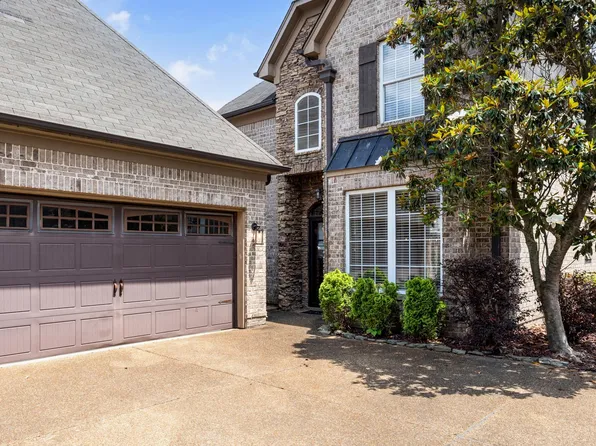 7387 Lauren Ln, Olive Branch, MS 38654