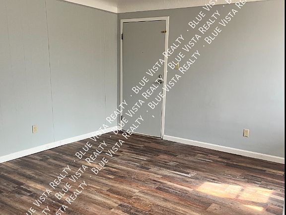 5th image of 503 Woodlawn Ave #6