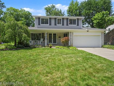 4255 Greensboro Dr, Troy, MI, 48085