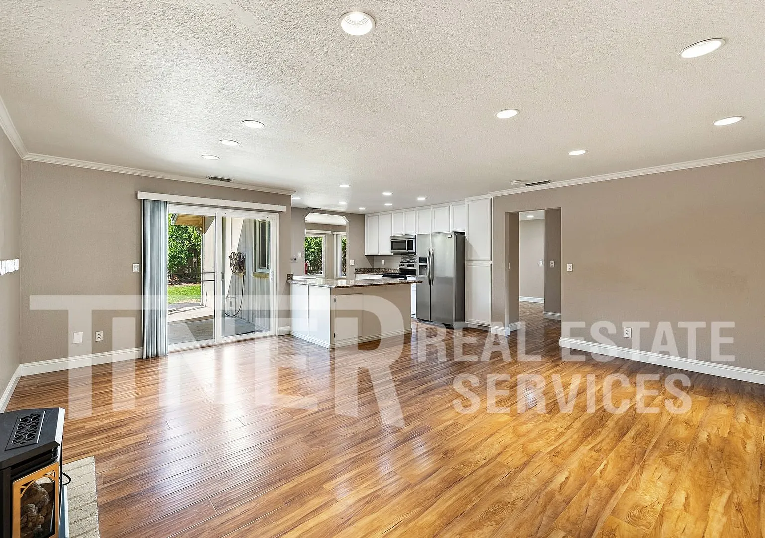 639 Flower Drive - Tier 2 - Folsom's Hidden Garden Oasis — Photo 3