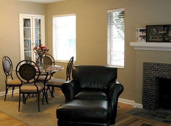 5th image of 2505 E Elm Ave