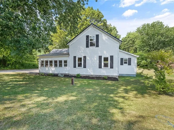 36 Bert Howard Rd, Central Square, NY 13036
