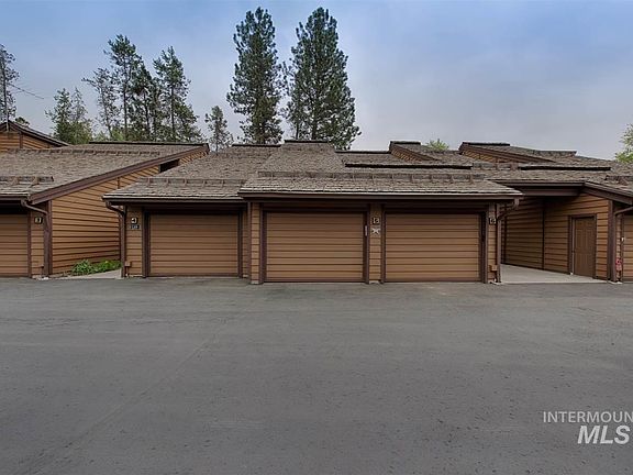 2nd image of 1630 N Davis Ave #5
