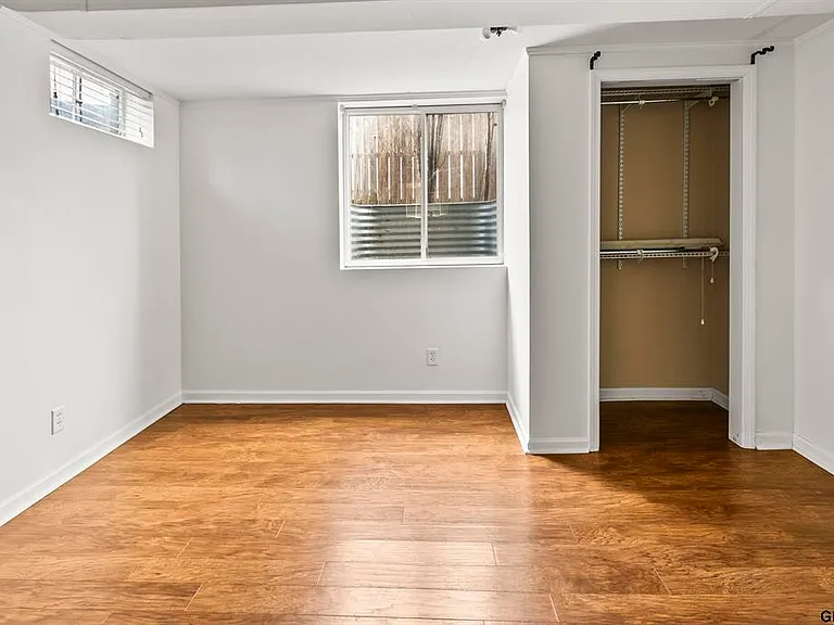 5518 Woolworth Ave — Photo 23
