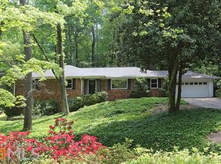 165 Landsdowne Dr, Sandy Springs, GA 30328