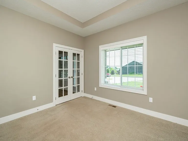 506 NW Ridgeline Dr — Photo 8