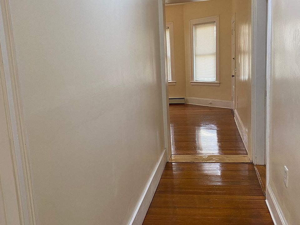 1st image of 86 Ayrault St #3