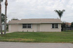 1st image of 455 SW Meadow Ter