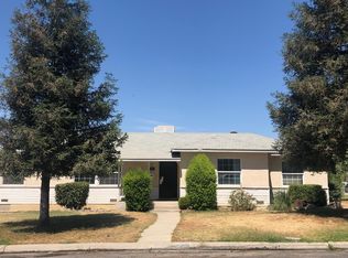 2707 Olympic Dr, Bakersfield, CA 93308