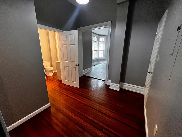 431 W Orange St #1 — Photo 4