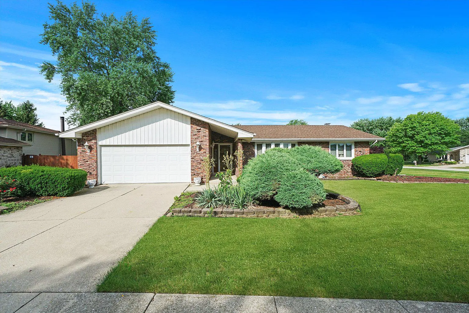 15332 Sunset Ridge Dr photo 1
