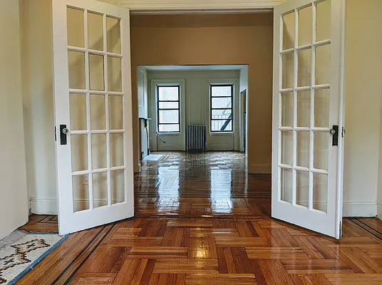 Rented by Platinum Properties | media 6