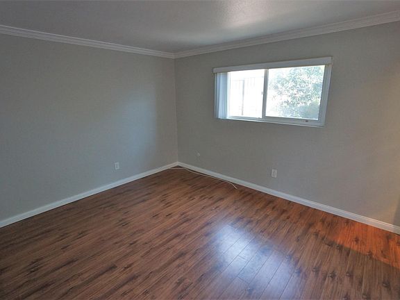 5th image of 6333 College Grove Way Unit 13101