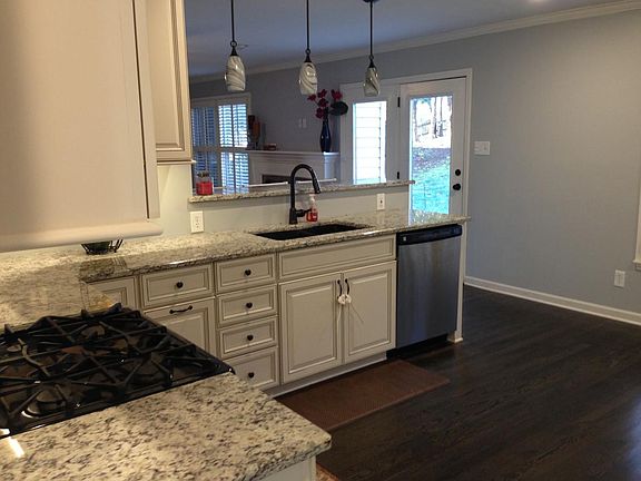 Under Cabinet LED lighting