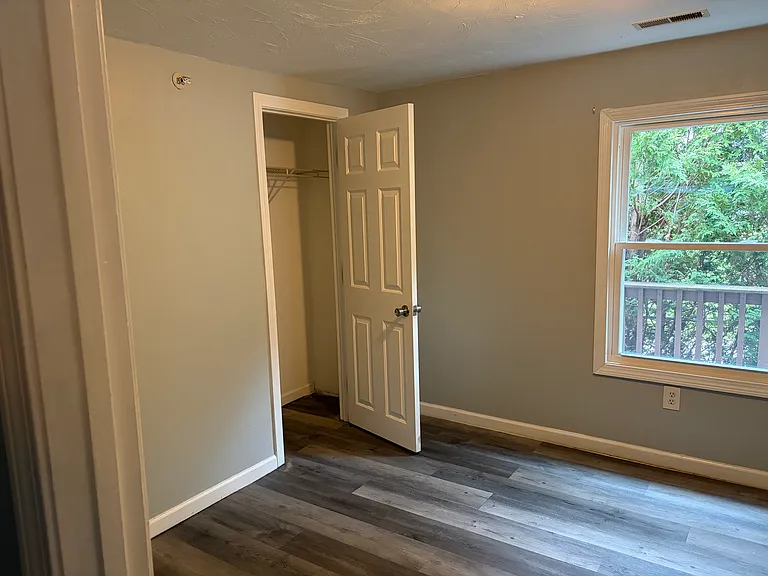 6 Milton St #2B — Photo 12