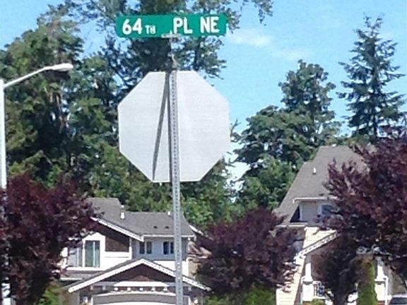 5th image of 7602 64th Pl NE