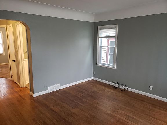2nd image of 1509 Ferris Ave