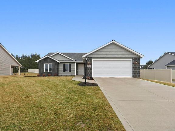 3rd image of 15268 Annabelle Pl