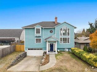 10432 34th Ave SW, Seattle, WA 98146