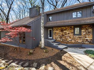 5852 Timber Land Cir, Fitchburg, WI 53711