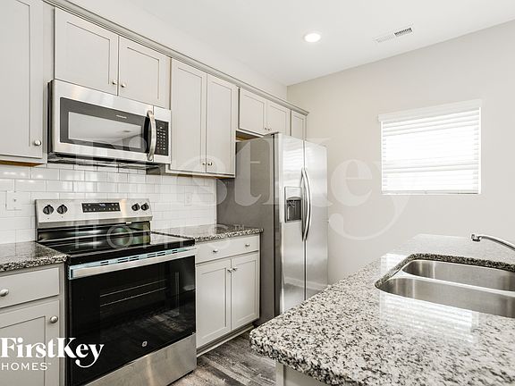 5th image of 9628 Hamel St