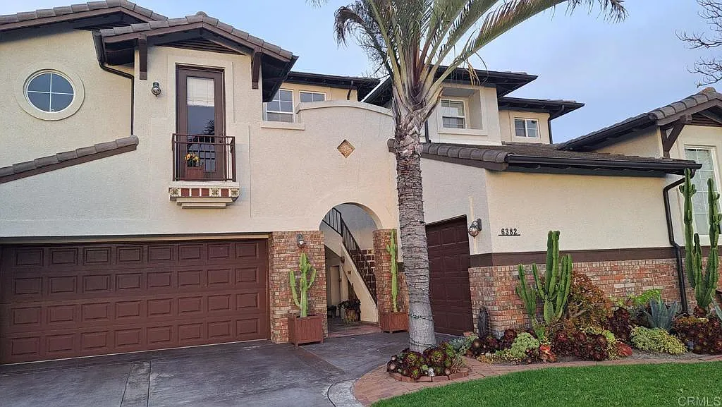 4 bed, 2750 sqft, $7,500 — Photo 2