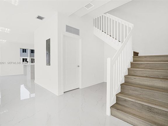 4th image of 22485 SW 125th Ave #16A
