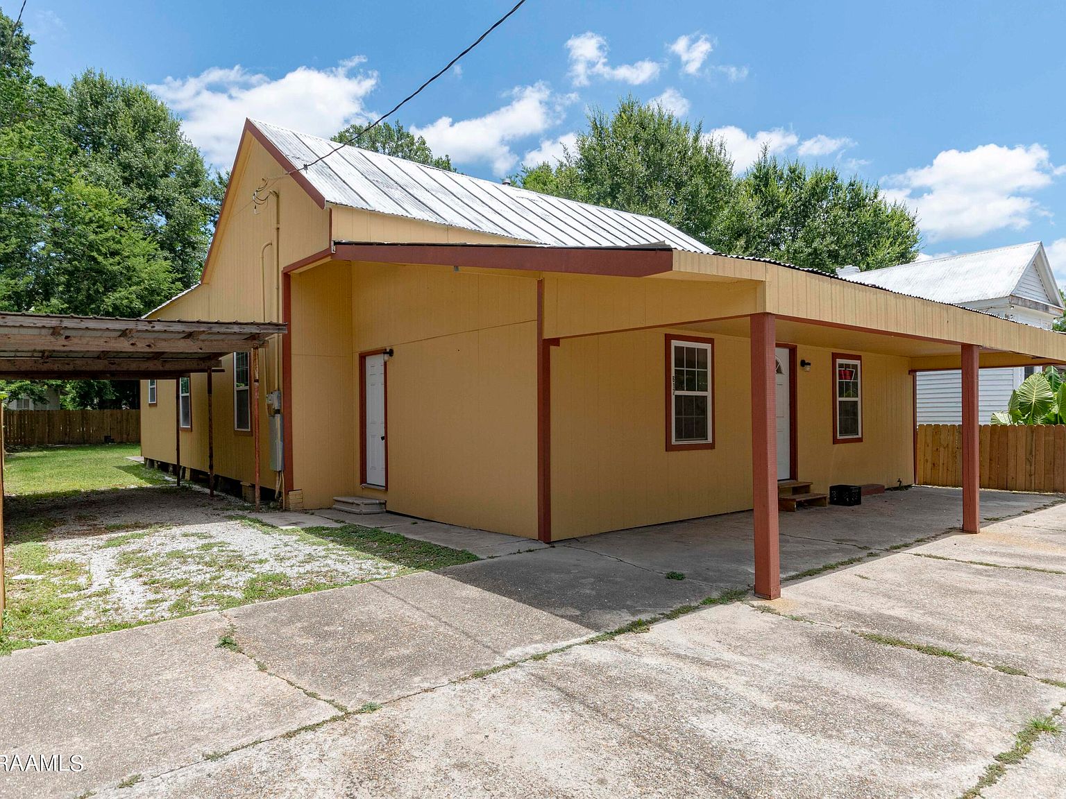 617 E Saint Peter St, New Iberia, LA 70560 MLS 23001995 Zillow