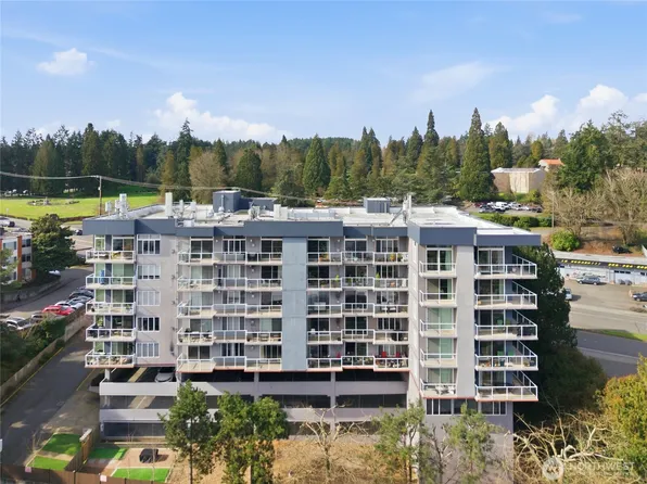 15020 Bothell Way NE #406, Lake Forest Park, WA 98155