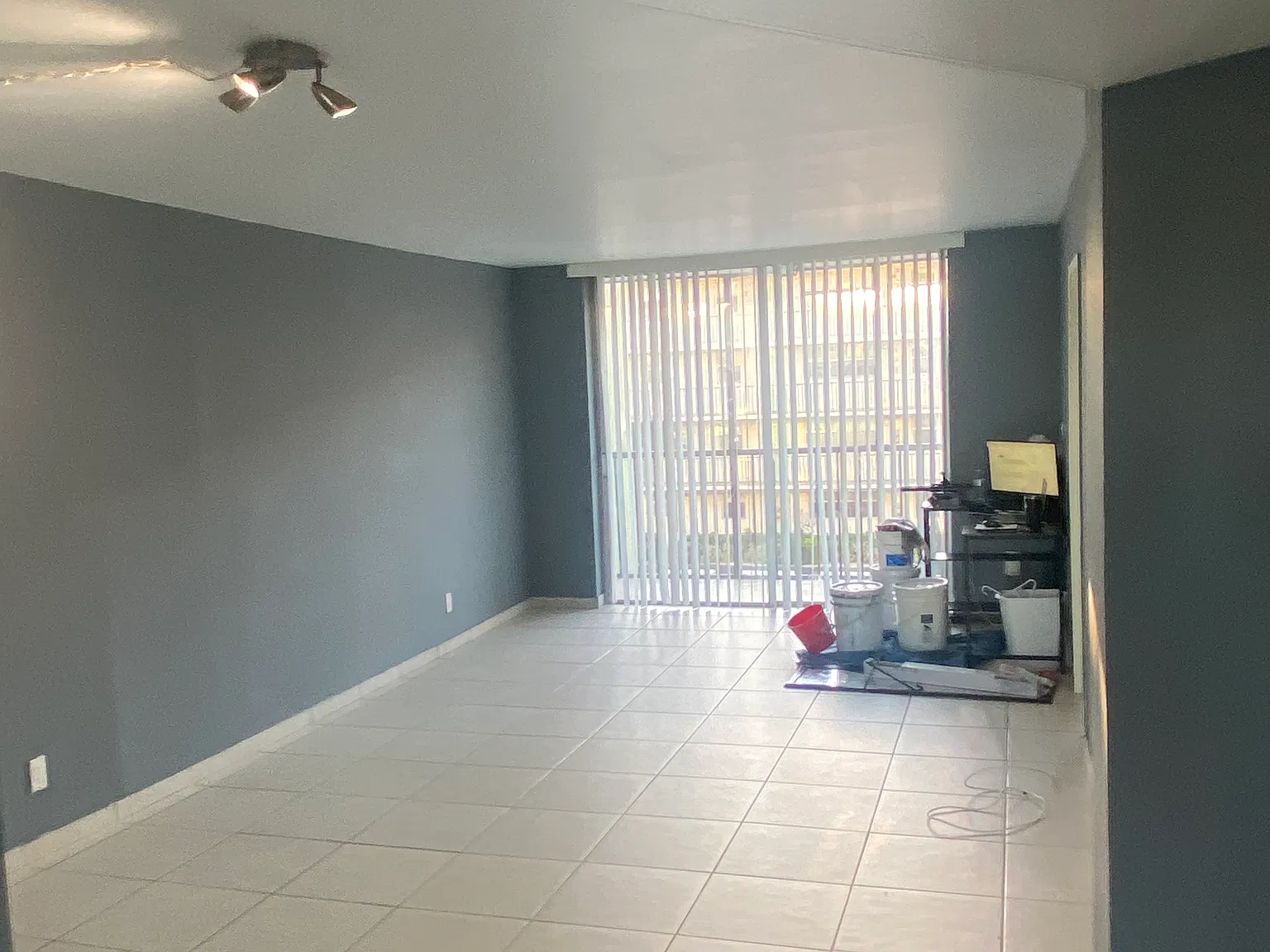 2 bed, 928 sqft, $2,030 — Photo 3