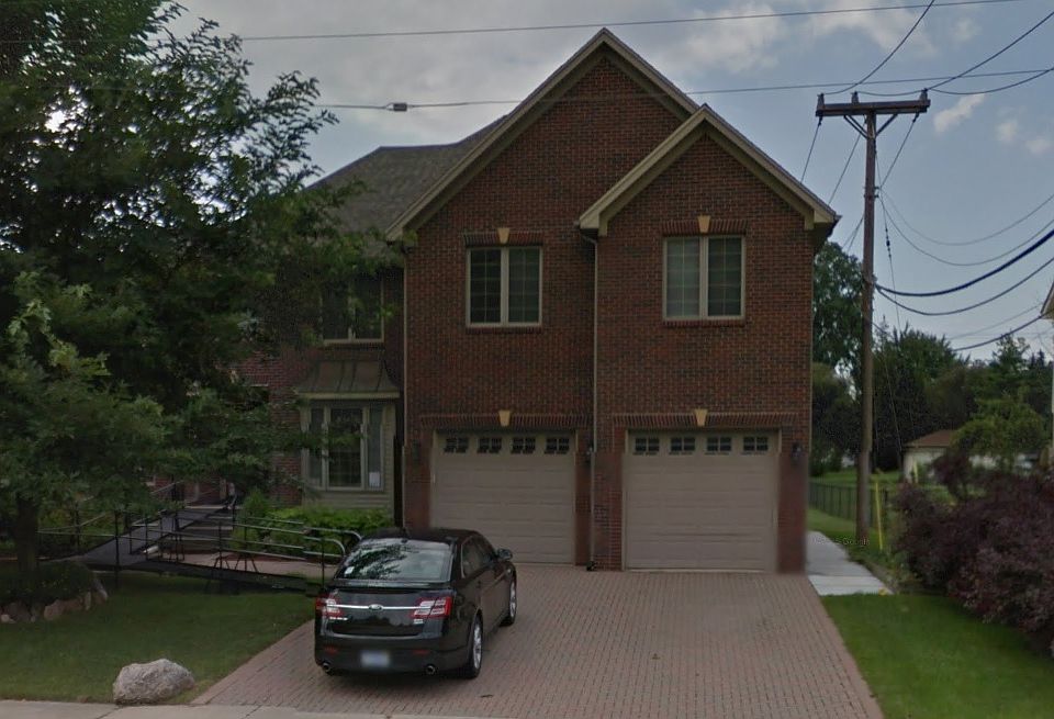 1st image of 17950 Superior St