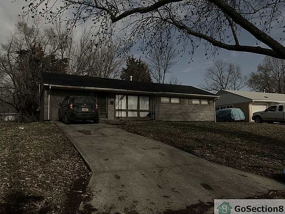 2nd image of 4642 E 43rd Ter