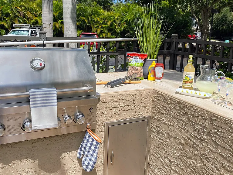 Fire up sizzling delights at our outdoor kitchen - where flavor meets fun!